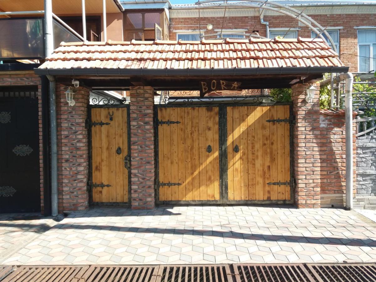 Apartment B O R A Tskaltubo Exterior foto